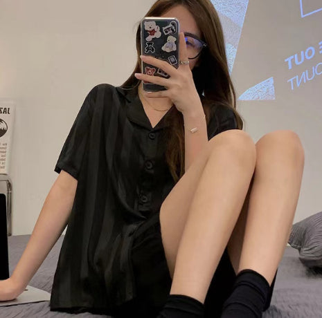 Pyjama en soie glacée de luxe