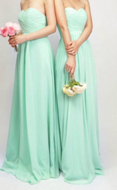 Robe Élégante à Dos Ouvert