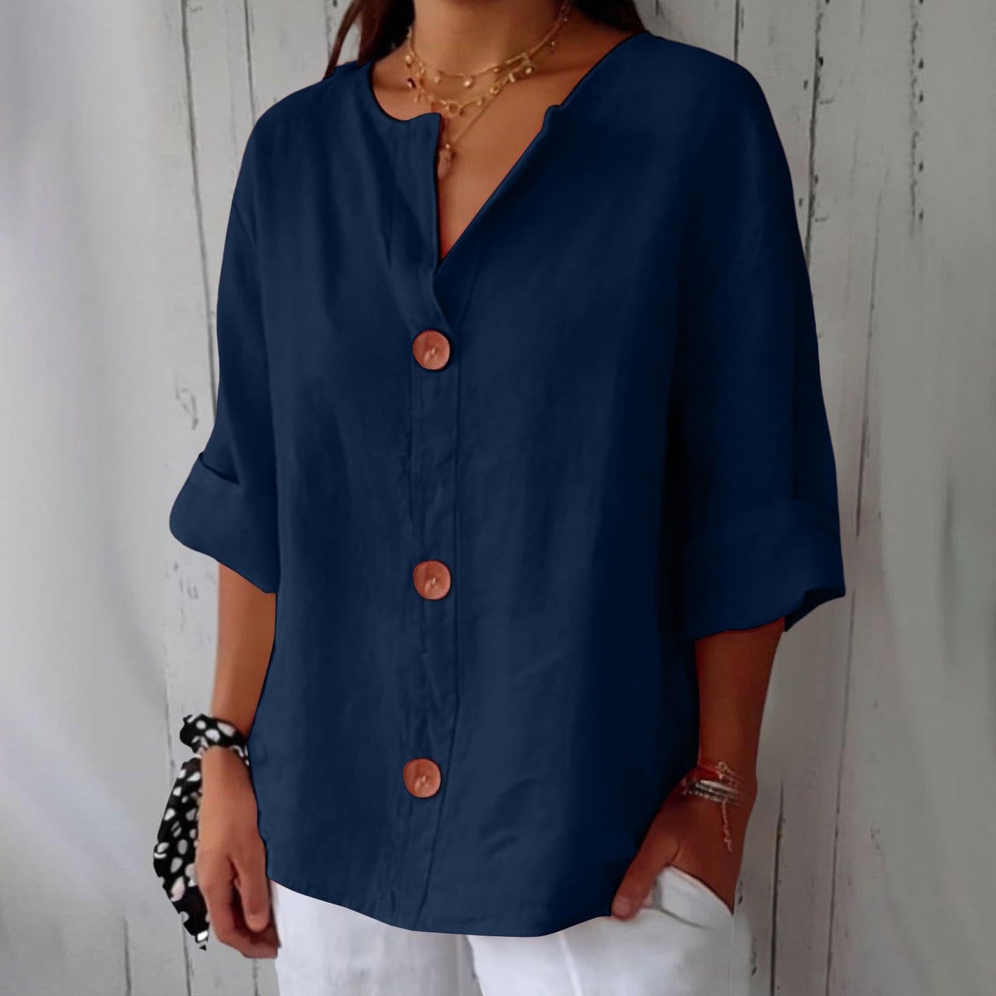 Chemise élégante à col en V et manches longues