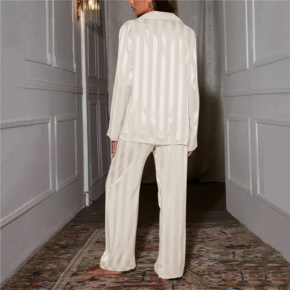 Pyjama en soie glacée de luxe